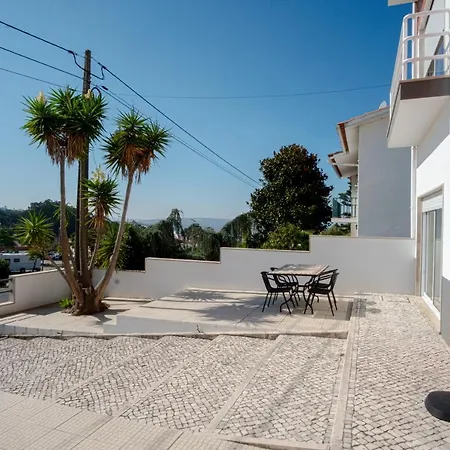 8 Rodrigues Family House - Villa With Patio Nazare Exterior photo