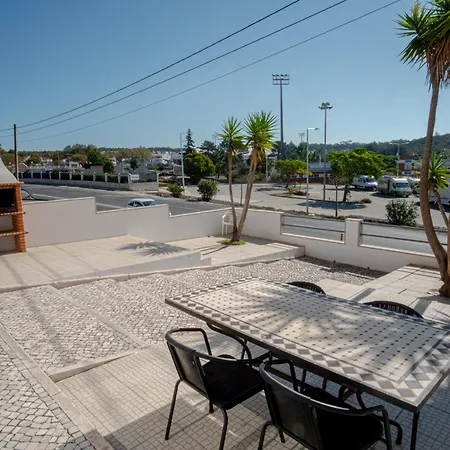 8 Rodrigues Family House - Villa With Patio Nazare Exterior photo