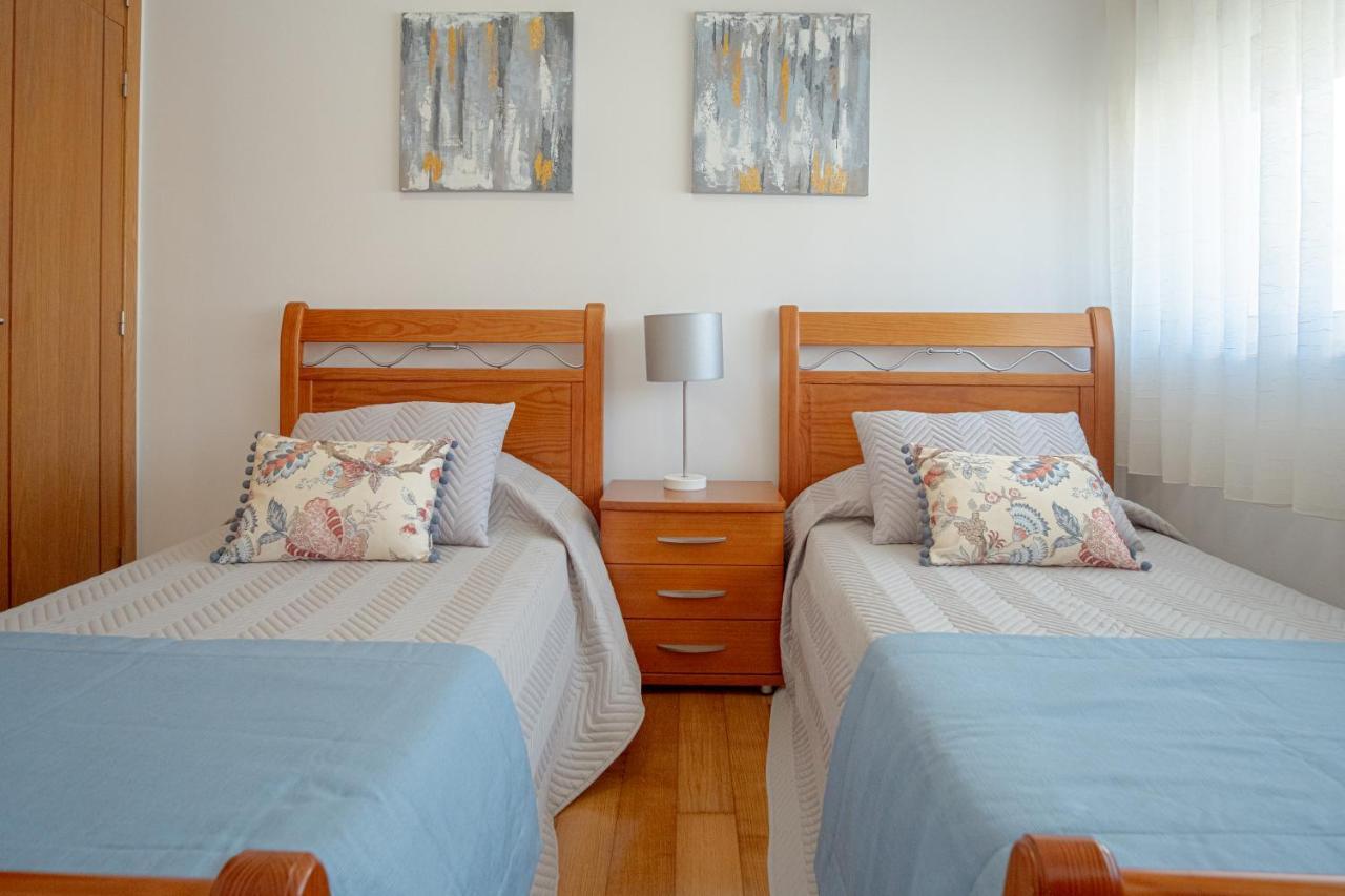8 Rodrigues Family House - With Patio Nazare