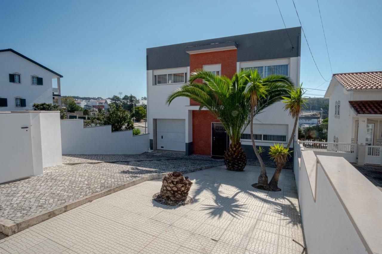 Villa 8 Rodrigues Family House - With Patio *
